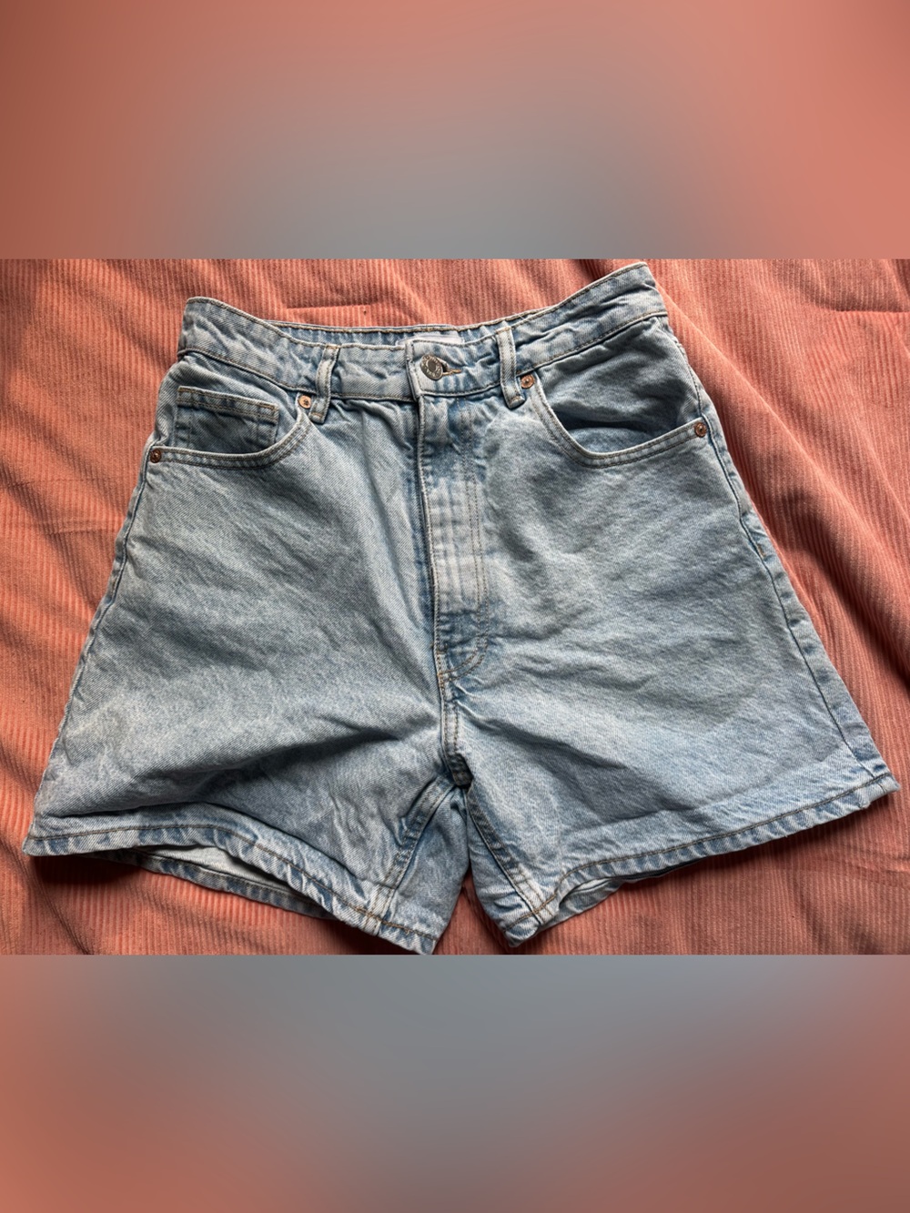 Zara size 6 Jean shorts